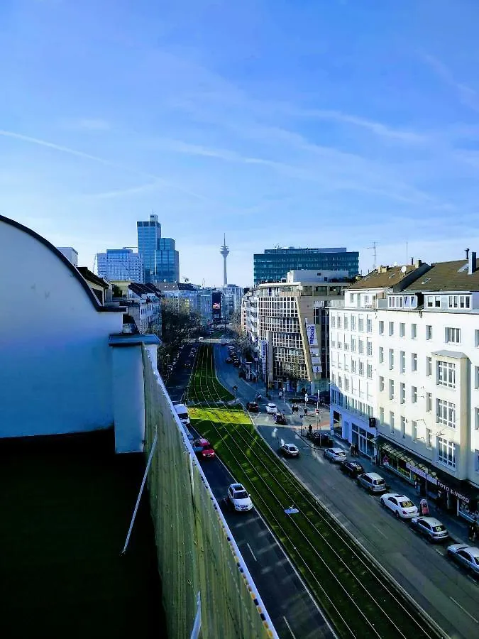 Aparthouse Graf-Adolf Dusseldorf 0*,  Germany
